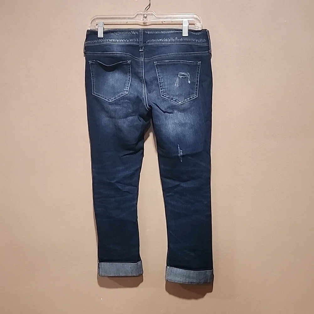 So Distressed capris - Picture 2 of 3